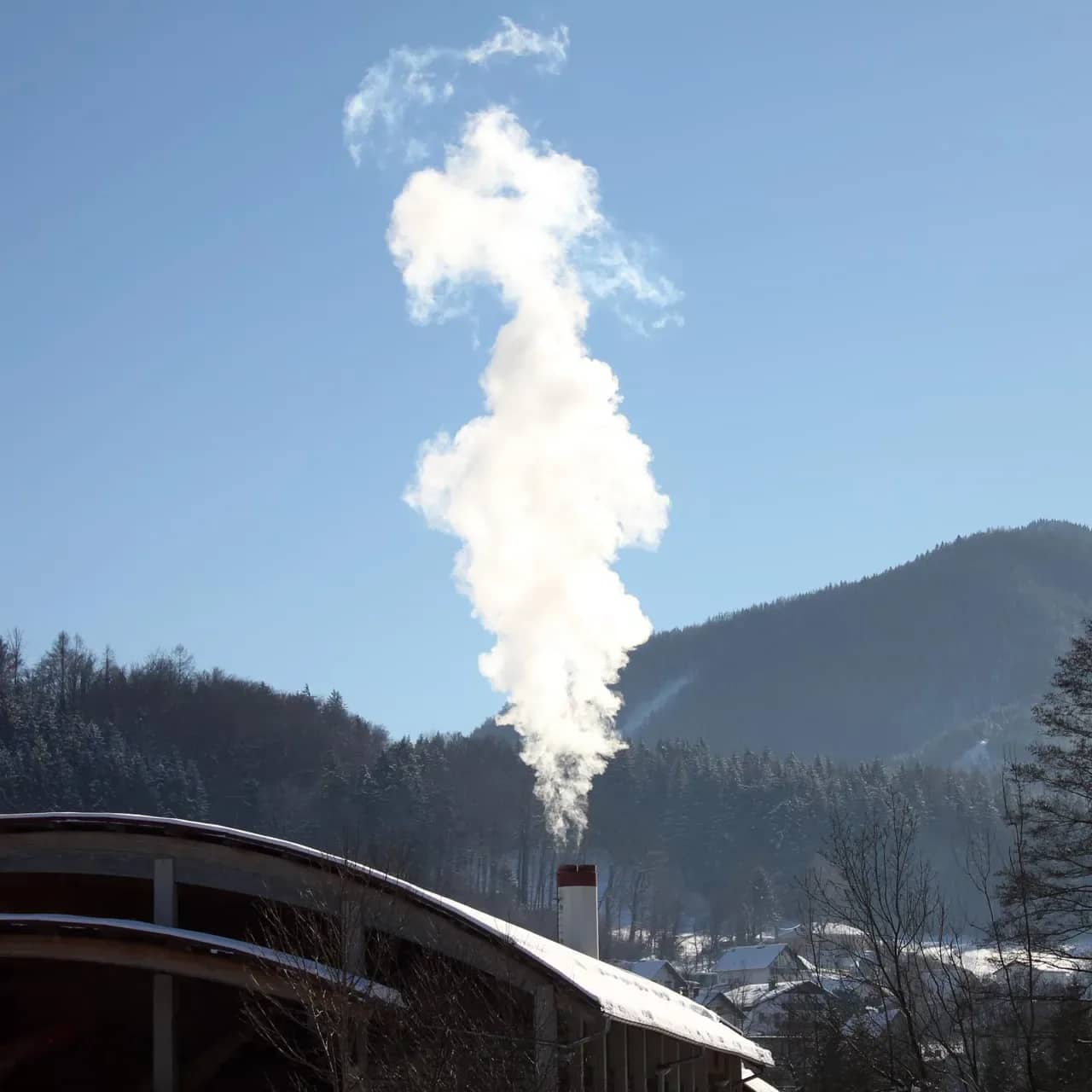 Schlot eines Heizwerkes